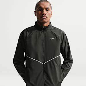 Nike Miler Men's Repel UV Protection Running Jacket. Nike.com